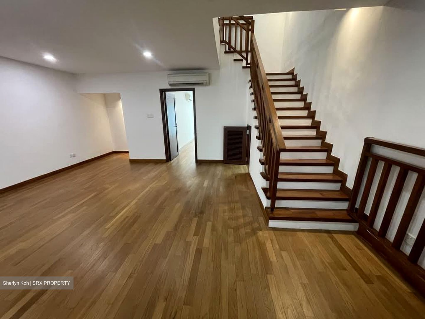 Barker Road (D11), Condominium #577014441